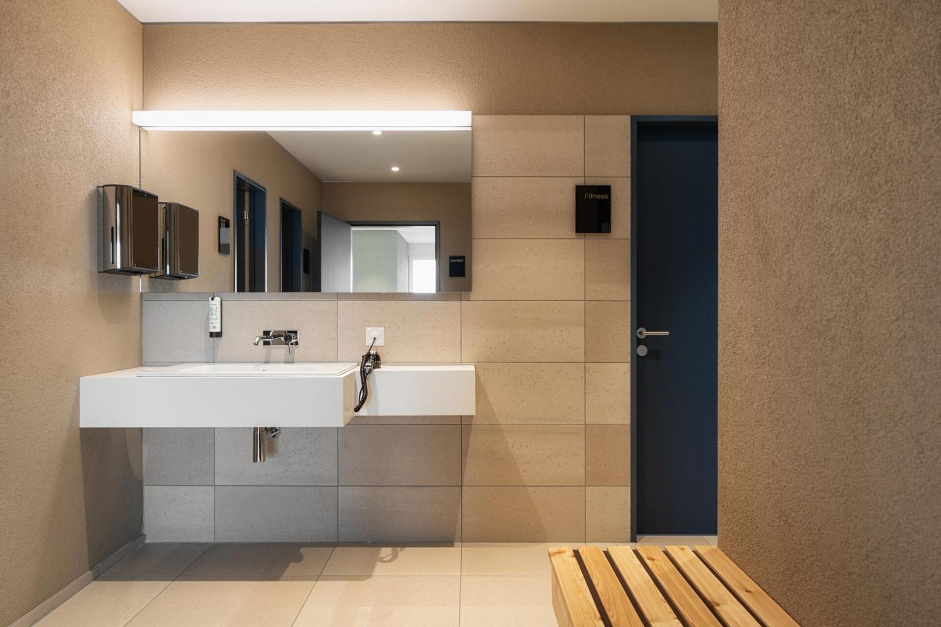 B-Smart Hotel Арбон Екстер'єр фото